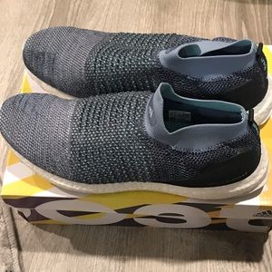 Adidas ultra boost laceless